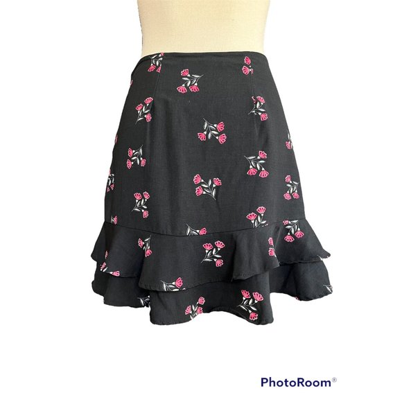 Urban Outfitters Black with Pink Floral Skirt, Womens Size S - Picture 1 of 4
